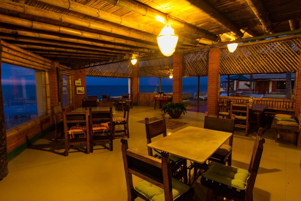 Punta Ballenas Mancora Lodge Bagian luar foto