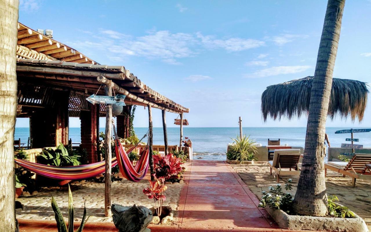 Punta Ballenas Mancora Lodge Bagian luar foto