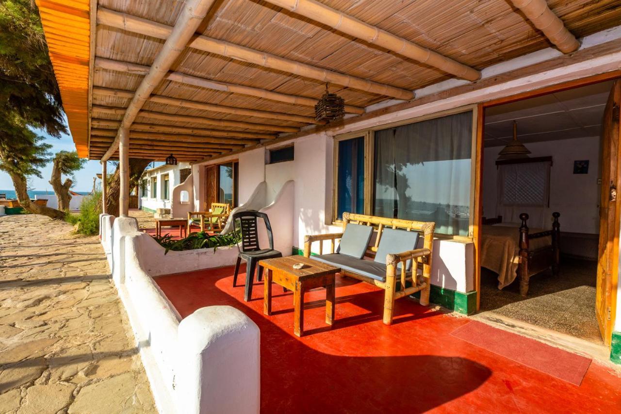 Punta Ballenas Mancora Lodge Bagian luar foto
